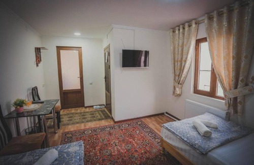 Bukhara Bed & Breakfast | Parivash B&B - Standard Twin Room 1