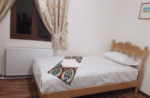 Bukhara Bed & Breakfast | Parivash B&B -Triple twin room 2