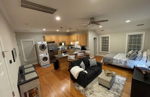 Chapel Hill Apartment | Park @ the Hill-5 miles to UNC