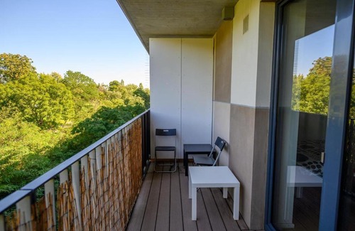 Prague 3 Apartment | Park View Apartment