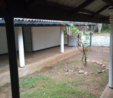 Nochchiyagama House | Park view Bungalow Wilpattu