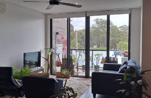 Campsie Apartment | Park views, homely & convenient location