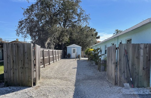 Tarpon Springs RV Rental | Park Your RV and Play at America's Top Beaches