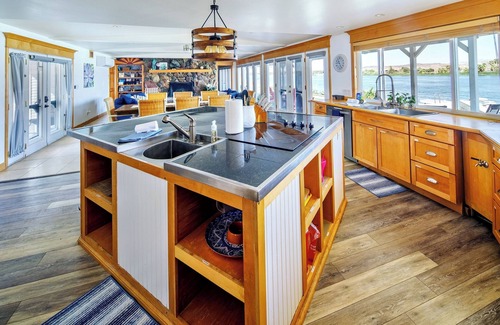 Parker Strip House | Parker Paradise! 7BR, 14 beds, waterfront, beach, private dock, sleeps 16