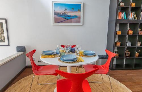 Gallaratese Apartment | Parking, 2 min to Metro, 8 min to RHO Fiera, Air Conditioning