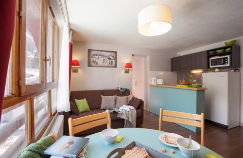 Lanslevillard Apartment | Parking, tv, ski locker, 28m², Val Cenis