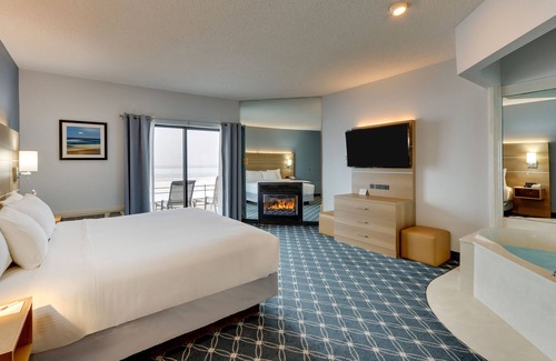 Traverse City Hotel | ParkShore Resort