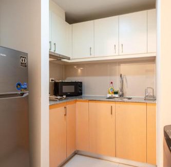 Luzon Apartment | Parksuites Stylish 1Br Balcony near Uptown Mall