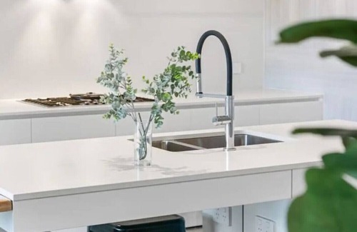 Mornington Apartment | Parkvue 11 | Perfect for Two