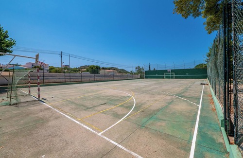 Praia da Luz RV Rental | Parque de Campismo Orbitur Valverde