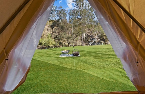 Dargo House | Parsons Flat Glamping - Site 2: Immerse yourself in the serenity of a retreat