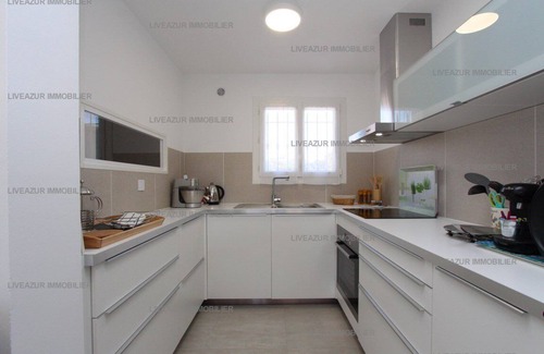 Six-Fours-les-Plages Apartment | Part of mas all comfort air co terrace and garden for 5
