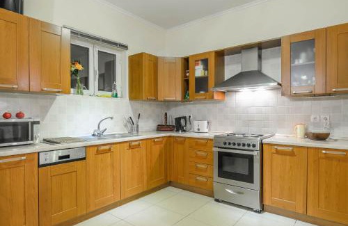 Akrotiri Villa | Parys Villas