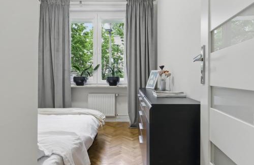 Saska Kepa Apartment | Paryska by Solarento