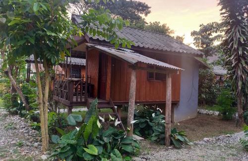 Vang Vieng House | Pasanchai Bungalow