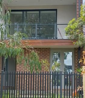 Pascoe Vale South House | Pascoe Vale South, Vic, Australia stay with Domi