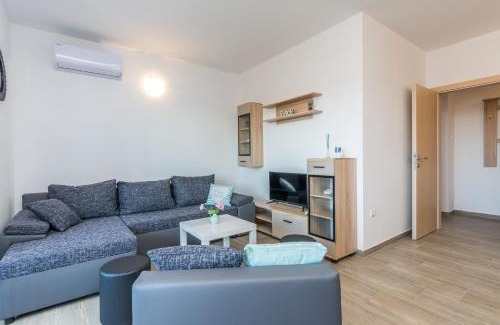 Zrce Apartment | Pasko 2 modern furnished ap for 7