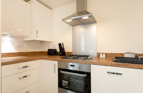 Bramcote Apartment | Pass the Keys | Beeston Bliss: Charming Apartment in Heart of the Town