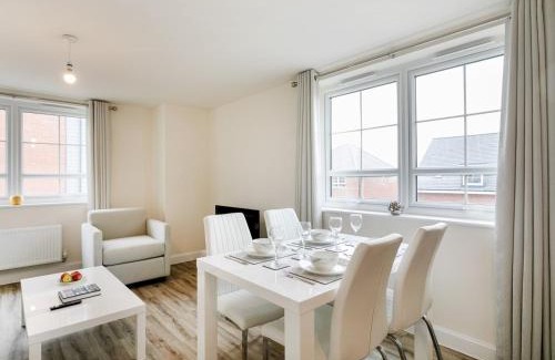 Bramcote Apartment | Pass the Keys Beeston Bliss Charming Apartment in Heart of the Town