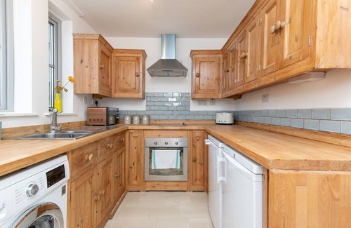Bath Apartment | Pass the Keys | Bright modern one bed apartment - Bath city centre