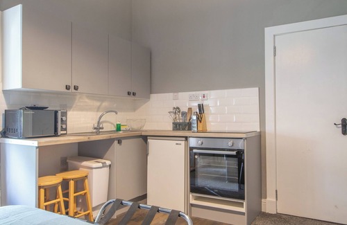 Glasgow Westend Apartment | Pass the Keys | Cosy Palm Studio, West End