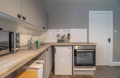 Glasgow Westend Apartment | Pass the Keys | Cosy Palm Studio, West End