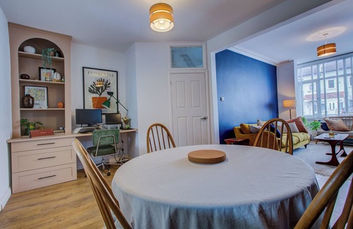 Southend-on-Sea House | Pass the Keys | Cosy house on the seafront