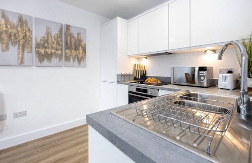Old Trafford Apartment | Pass the Keys | Modern Luxury 1 bed apartment free parking