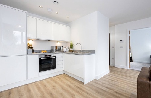 Old Trafford Apartment | Pass the Keys | Modern Luxury 1 bed apartment free parking