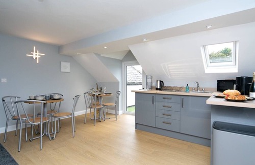 Llanddona Apartment | Pass the Keys | Modern en-suite room in country Pub/Restaurant (3)