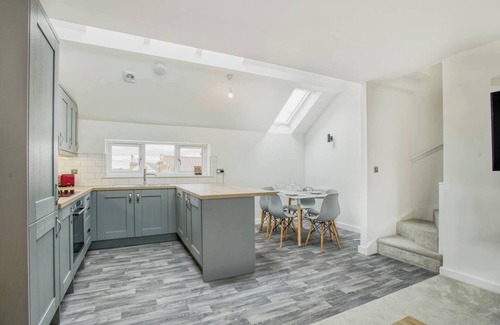 Lincoln House | Pass the Keys | Motherby 4 · Town House in Central Lincoln