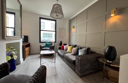 St Leonards-On-Sea House | Pass the Keys Sea Haven Stylish Beach Oasis
