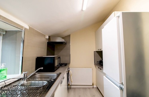 Newcastle-upon-Tyne Apartment | Pass the Keys | Spacious Well Equipped Flat
