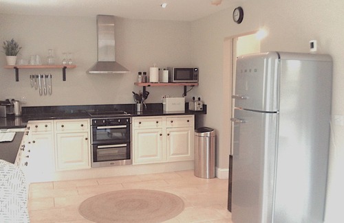 Halesworth House | Pass the Keys | Tranquil Farm Cottage Perfect Country Get Away