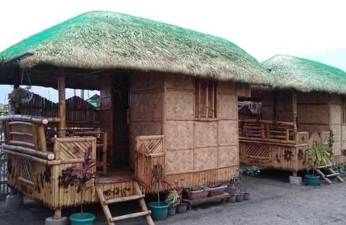 Lucena House | Pasyalan sa dalampasigan