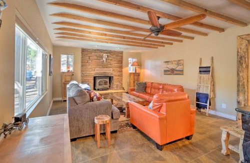 Christopher Creek House | Patio and Fenced Yard Cozy Payson Cabin Retreat