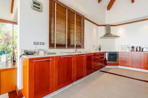 Patong Villa | Patong Seaview Luxury Villa Penda