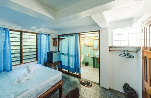 Catangnan Resort | Patrick's on the Beach