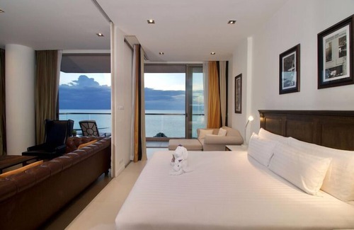 North Pattaya Resort | Pattaya Modus Beachfront Resort