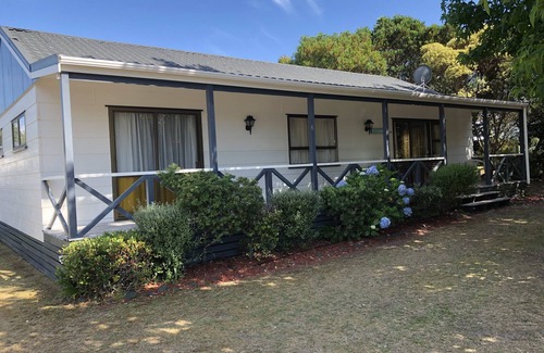 Pauanui House | Pauanui Beach House.