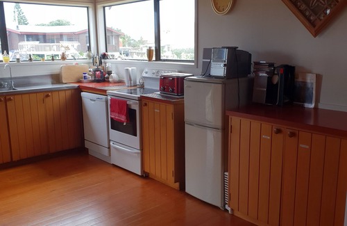 Pauanui House | Pauanui Oceanside beach house