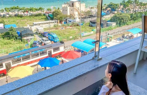 Haeundae House | Paul Mare Pool Villa