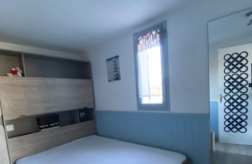 Valras-Plage Cabin | Pavilion 6 people, parking, shared swimming pool, lou portalou n°105