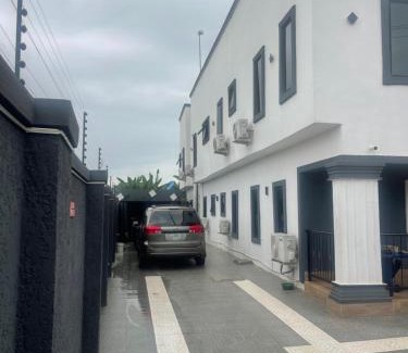 Benin City Hotel | Pavilion view luxury hotel
