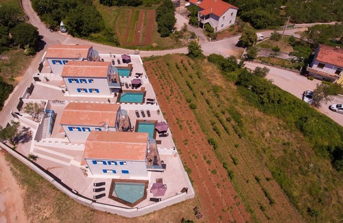 Krk Villa | Pax house with private pool 4