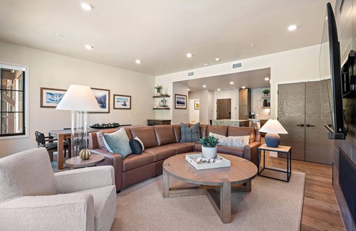Tamarack Resort Condo | Payette Forward Village 2 Bedroom Luxury Condo - Upscale Condo| Incredible Mountain View