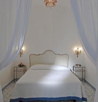 Capri Hotel | Pazziella Garden & Suites