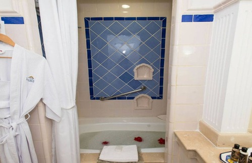 Cerritos Resort | PB Emerald Bay Studio Suite Dec 29, 2025-Jan 5, 2026