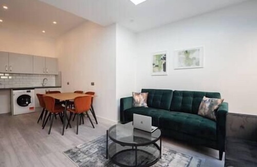 Notting Dale Apartment | PBC | Studio Apartment in Richmond RICH2