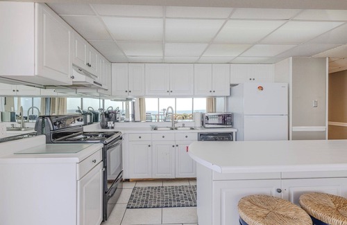 Panama City Beach Condo | PCB Sunset Breeze: beachfront, wrap balcony, bedrooms overlooking Gulf & pool
